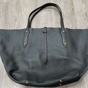 ❤️ Annabel Ingall Tote. Charcoal grey Italian leather. MINT CONDITION